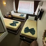 Отель Metropol 1 2*