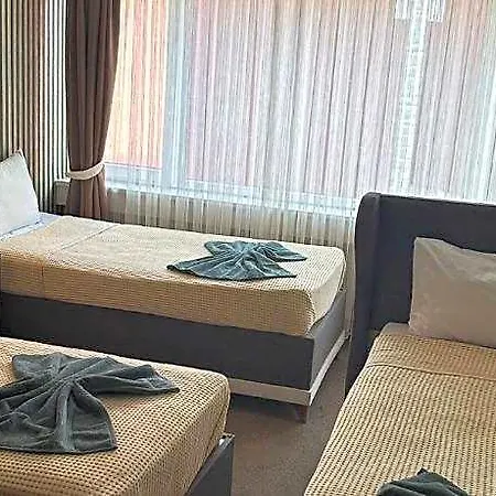 Hotel Metropol 1 2*